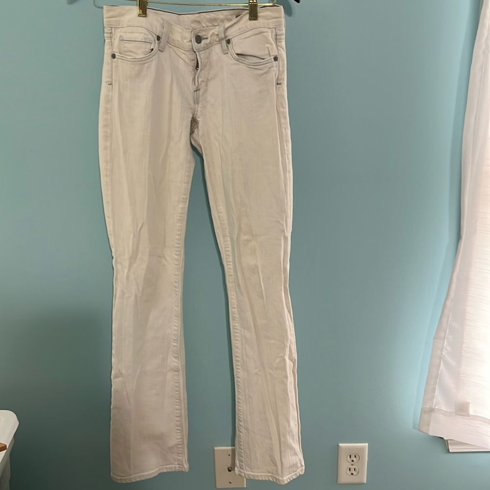 Citizens of Humanity off white jeans. Low rise. Bootcut.